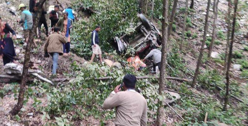 जलजला जिप दुर्घटनामा १७ जनाको मृत्यु