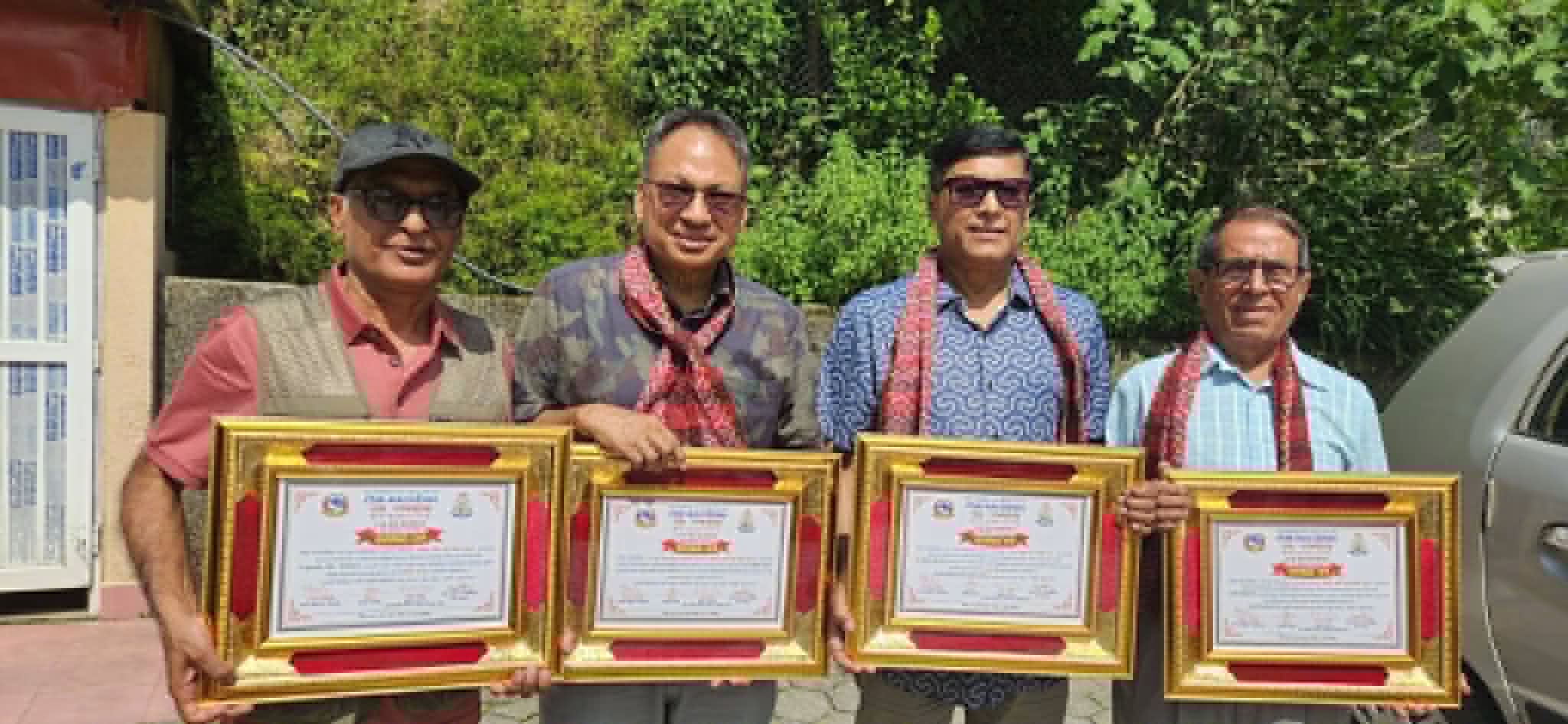 सडक कविता क्रान्ति २०३६का नायकहरूलाई सम्मान