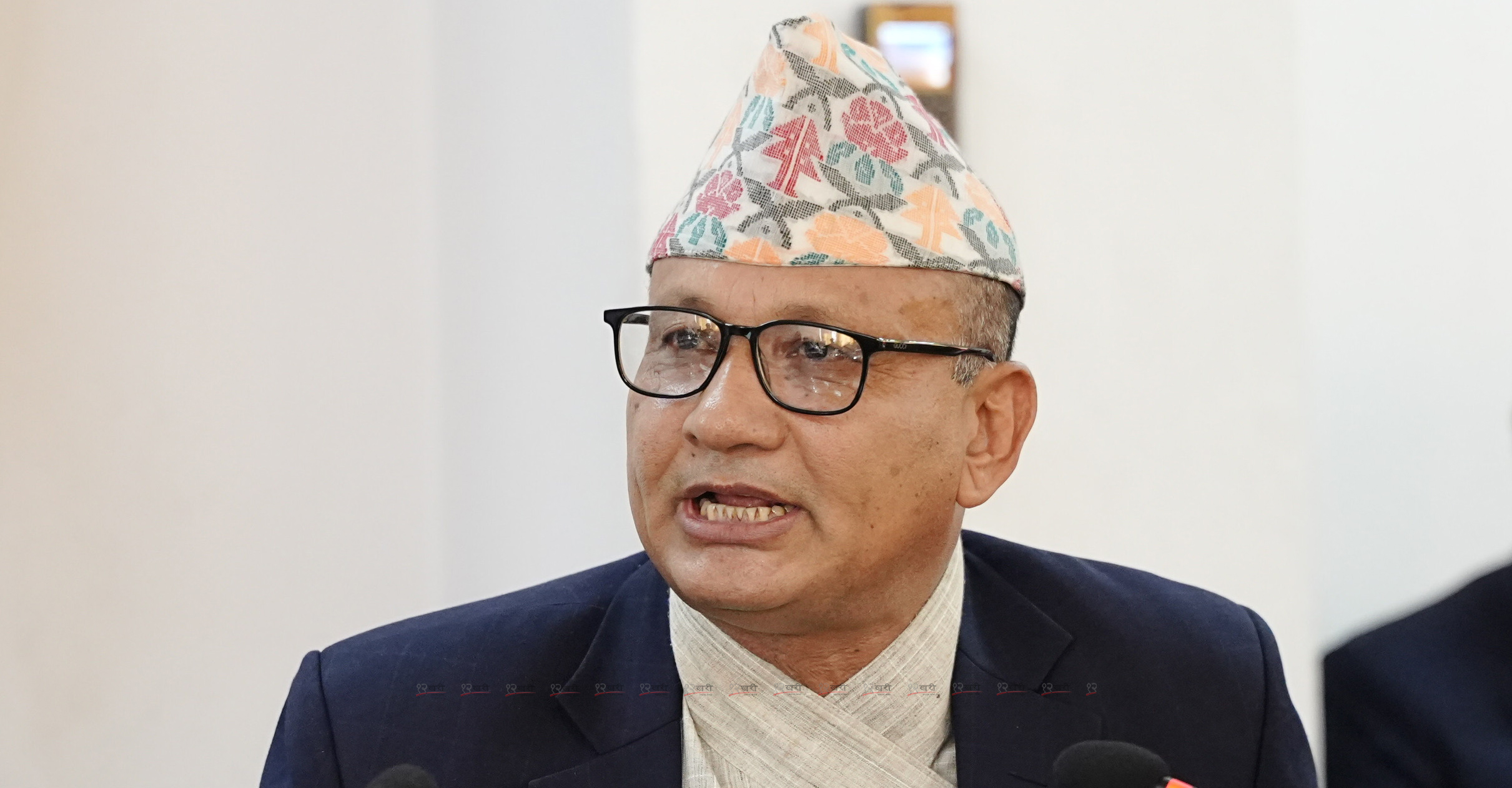निर्वाचन आयोगमा प्रमुख र आयुक्त नियुक्त