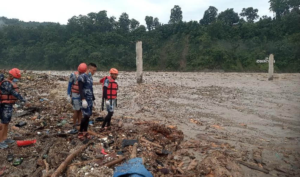 भोटेकोशी बाढी: अहिलेसम्म ३५९ जनाको शव भेटियो