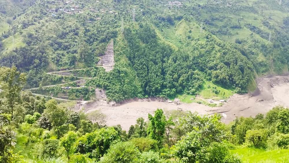 माथिल्लो त्रिशूली–३ ए का ११ जना कर्मचारी सम्पर्कमा