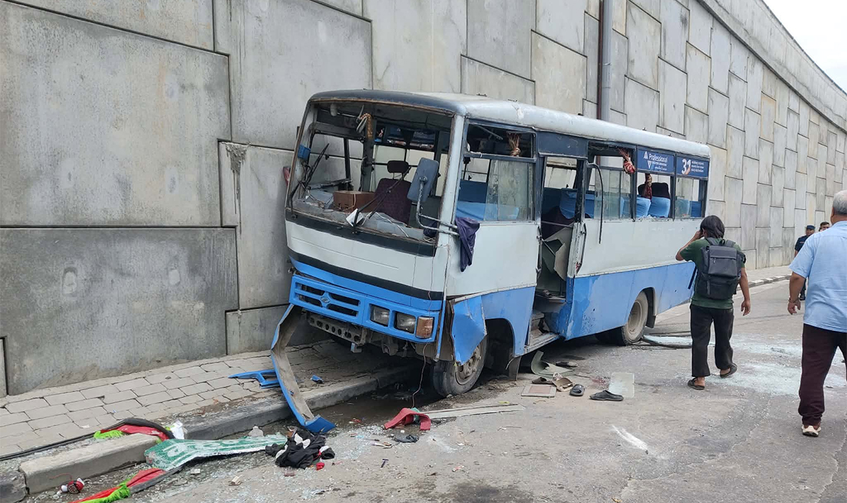 ग्वार्कोमा बस दुर्घटना हुँदा १ को मृत्यु, ६ जना घाइते