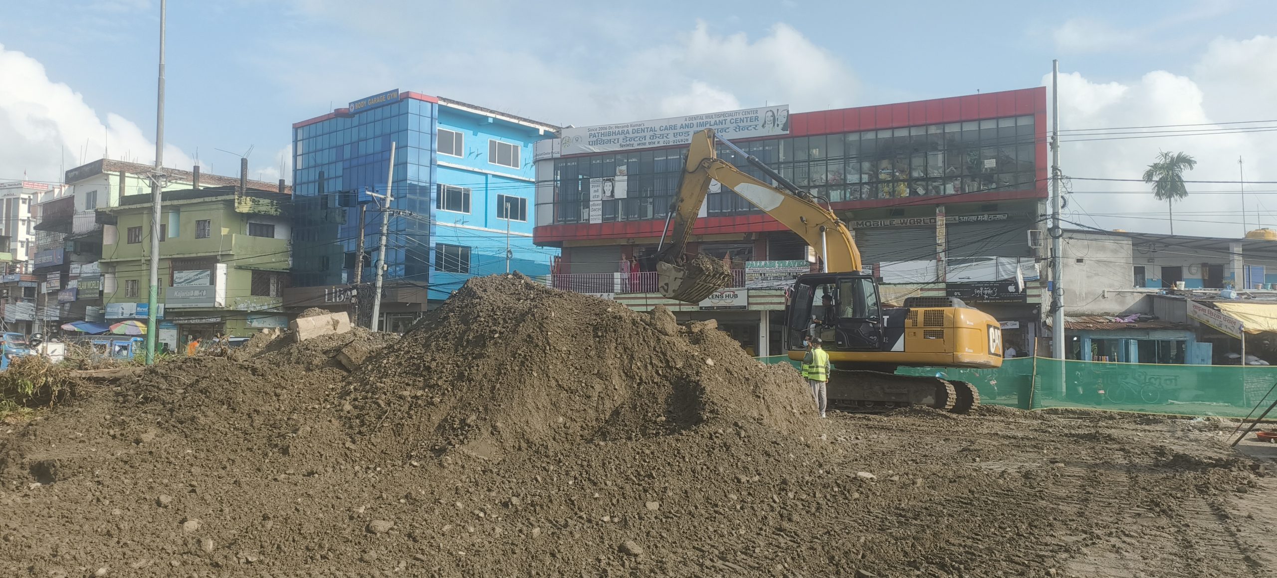 एसियाली राजमार्ग अन्तर्गत ओभरपास निर्माण सुस्त, बिर्तामोड खण्ड अस्तव्यस्त