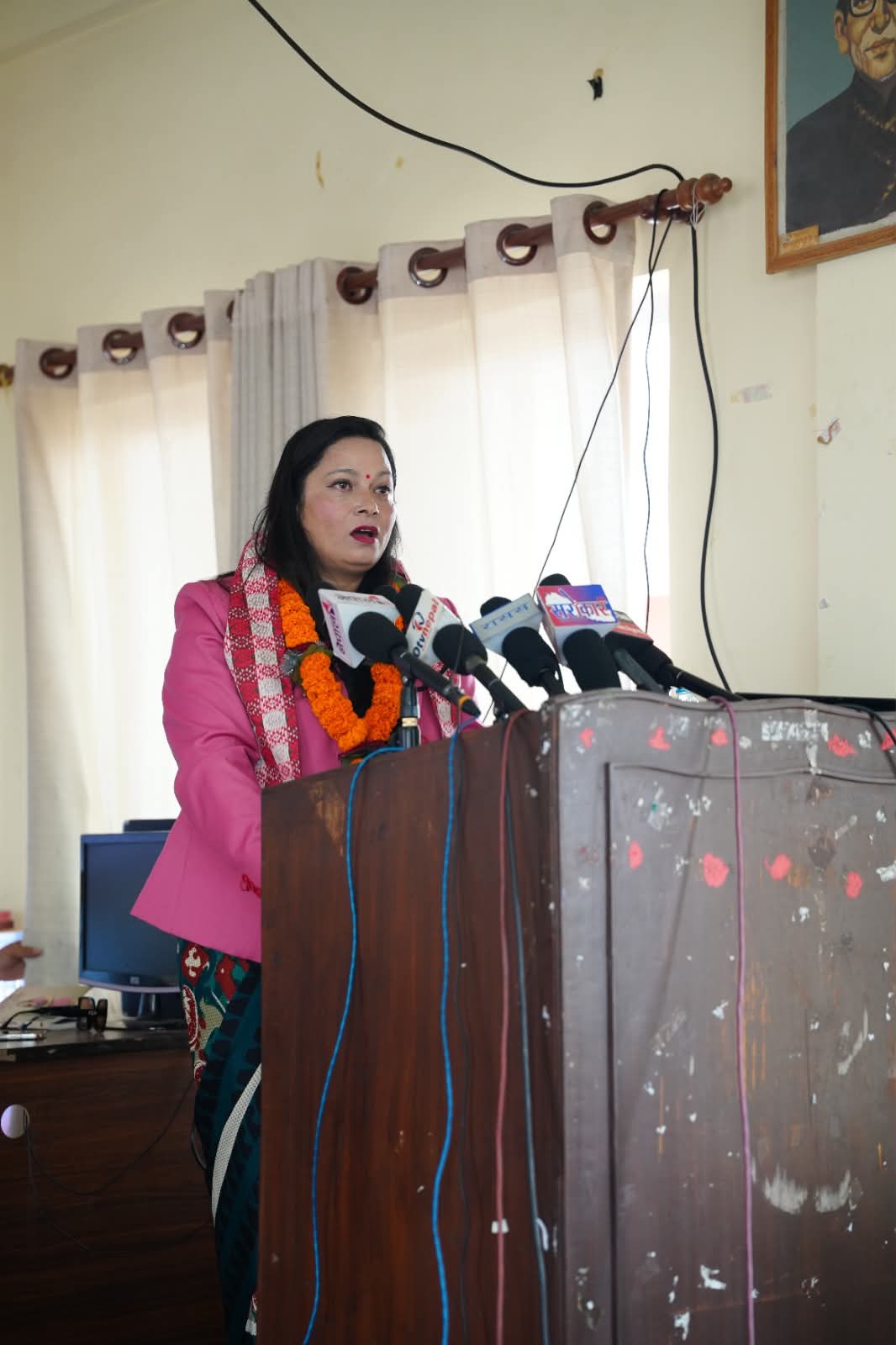 कांग्रेस केन्द्रीय सदस्यमा अधिकारीको उम्मेदवारी घोषणा