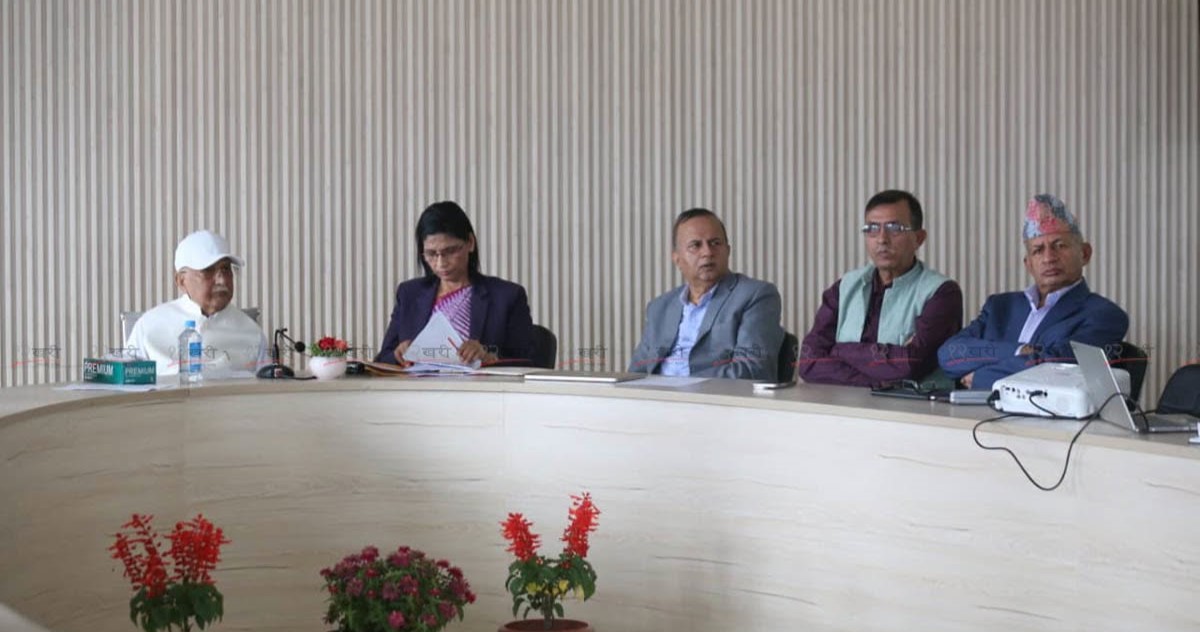 एमालेले बोलायो सचिवालय र कार्यदलको बैठक