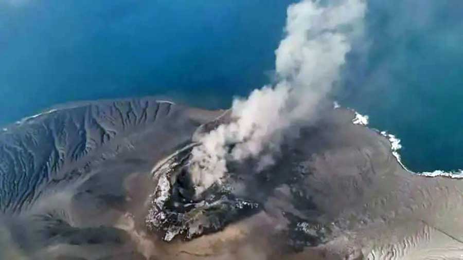 इन्डोनेसियामा भयानक ज्वालामुखी विस्फोट