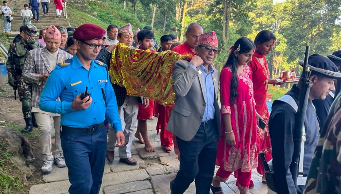 गोरखाबाट हनुमानढोकामा पठाइयो फूलपातीसहितको डोली