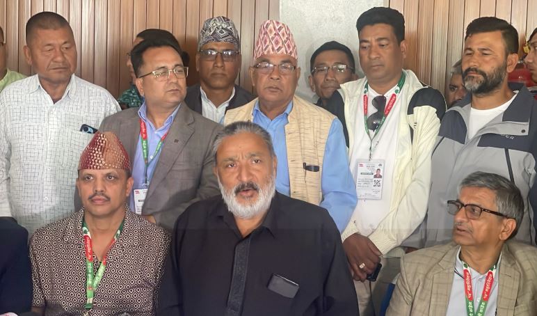 सभापतिका उम्मेदवार किशोरसिंह राठौरले लिए उम्मेदवारी फिर्ता